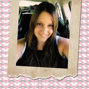 Meet your Posher, Melissa